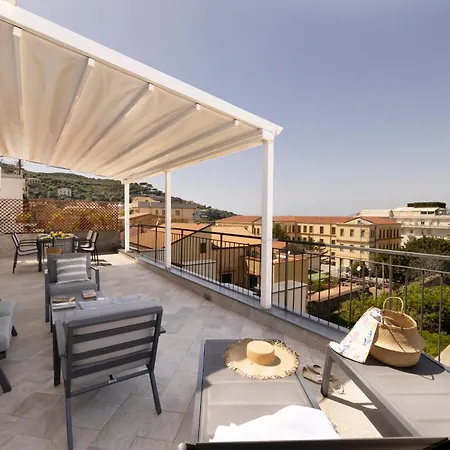 Sorrentovibes - 3br Seaview Terrace דירה סורנטו